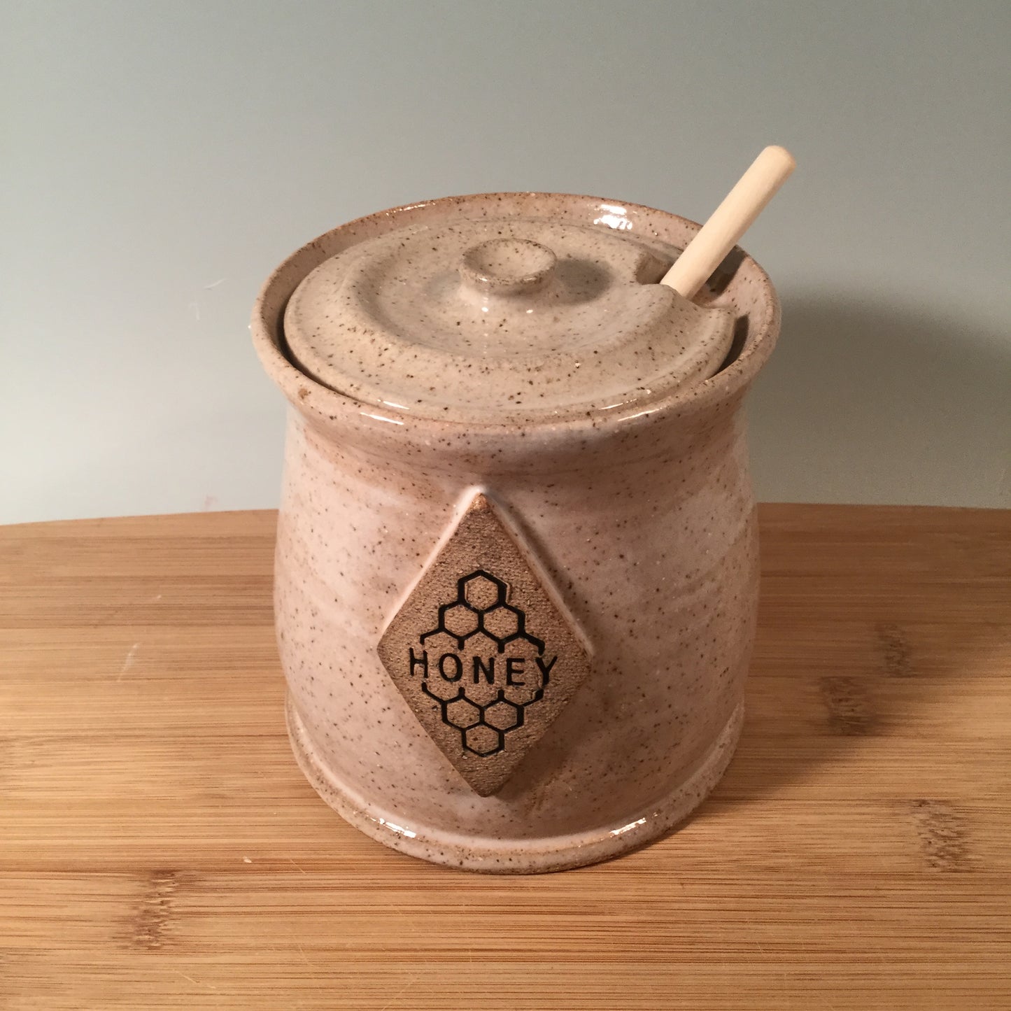 Honey Pot / honey storage jar