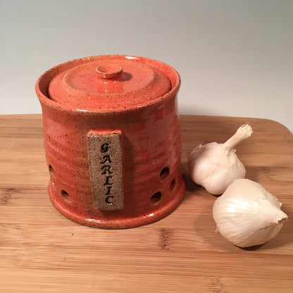 Garlic jar / garlic storage canister